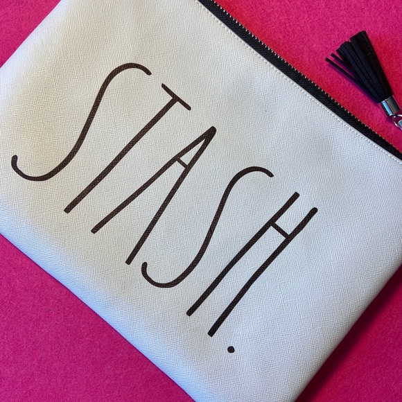 “STASH”, Pouch & Mask - Picture 4 of 4